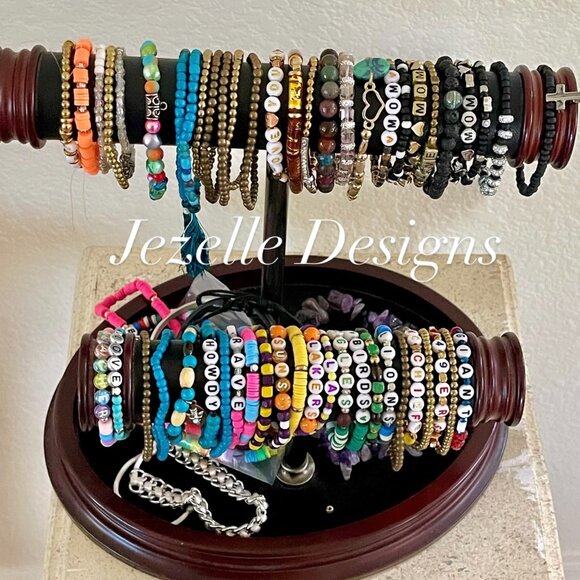 MOM Beaded Bracelets - Picture 8 of 8